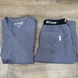 Grey’s Anatomy scrub set